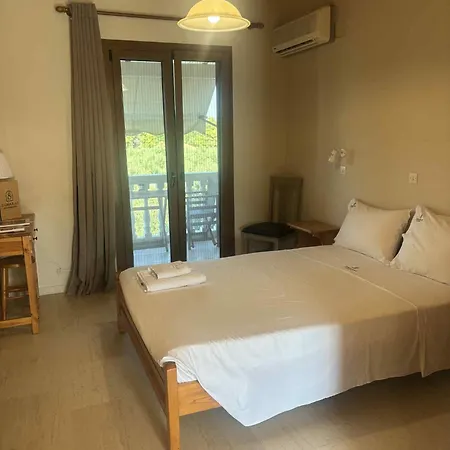 Appartement Dimaras *