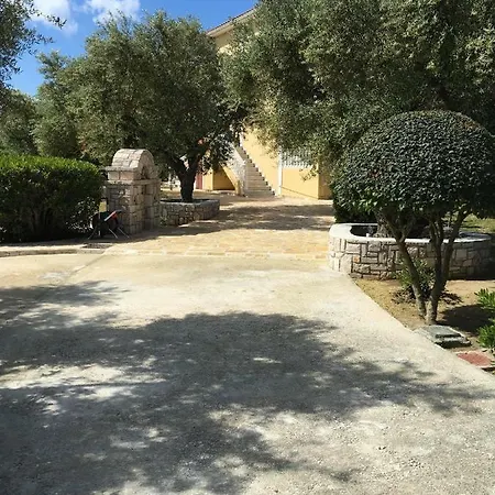 Appartement Dimaras